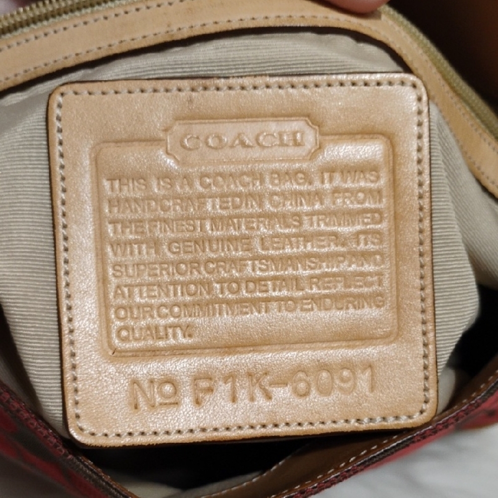 SALE! Coach Hamilton Y2K Red/Tan Hobo Signature Shoulder Bag - Picture 13 of 14